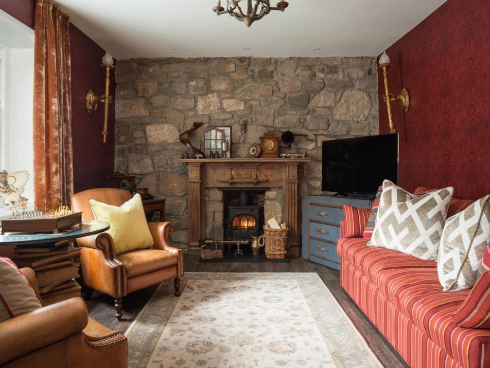 Canongate Luxury Homestay เอดินบะระ ภายนอก รูปภาพ