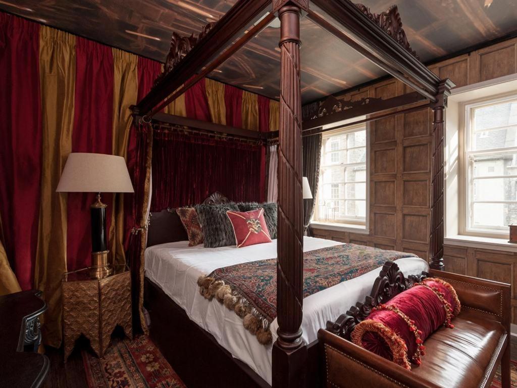 Canongate Luxury Homestay เอดินบะระ ภายนอก รูปภาพ